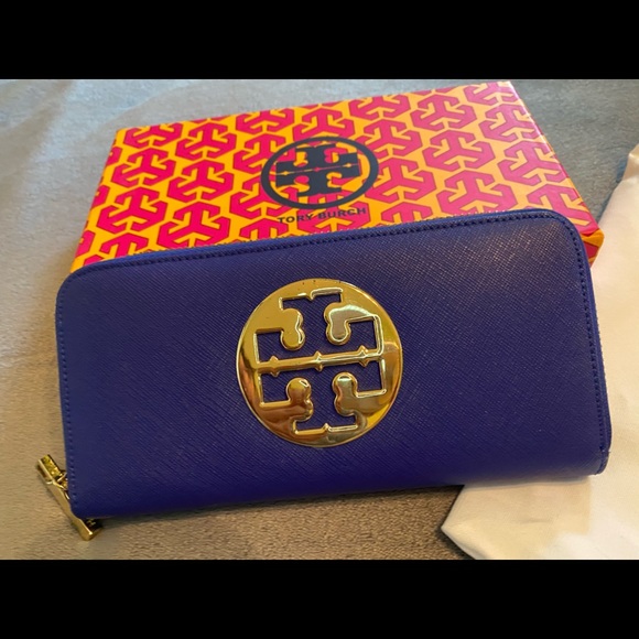 Royal Blue and Gold Tory Burch Wallet - Picture 2 of 8